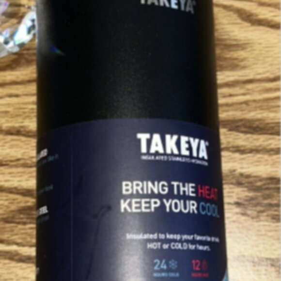 Takeya Onyx Actives Insulated Stainless Steel Water Bottle(See Description) 40oz - Picture 2 of 3